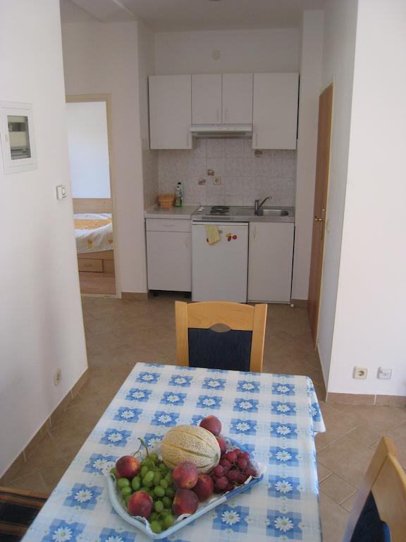 Apartments Mediterranean Sundance Vodice Zimmer foto
